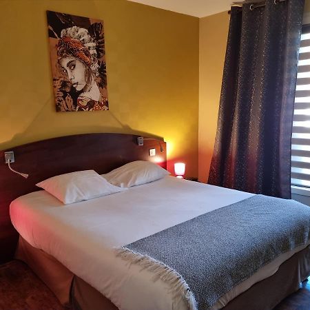 Logis Les Terrasses De Corton Hotel Ladoix-Serrigny Екстериор снимка
